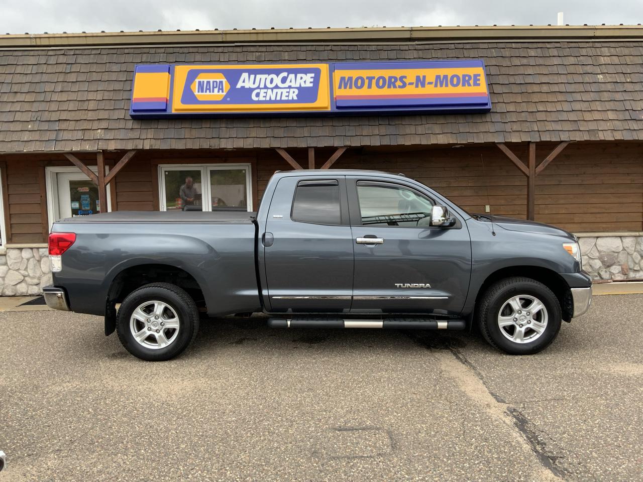 Toyota Tundra Tundra-Grade Double Cab 4.6L 4WD 2010