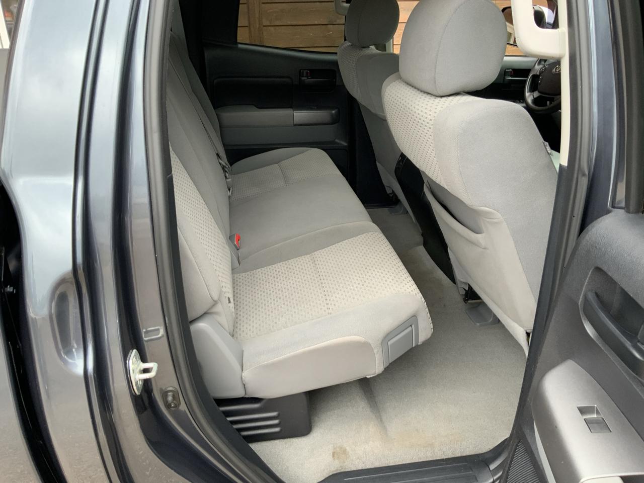 Toyota Tundra Tundra-Grade Double Cab 4.6L 4WD 2010