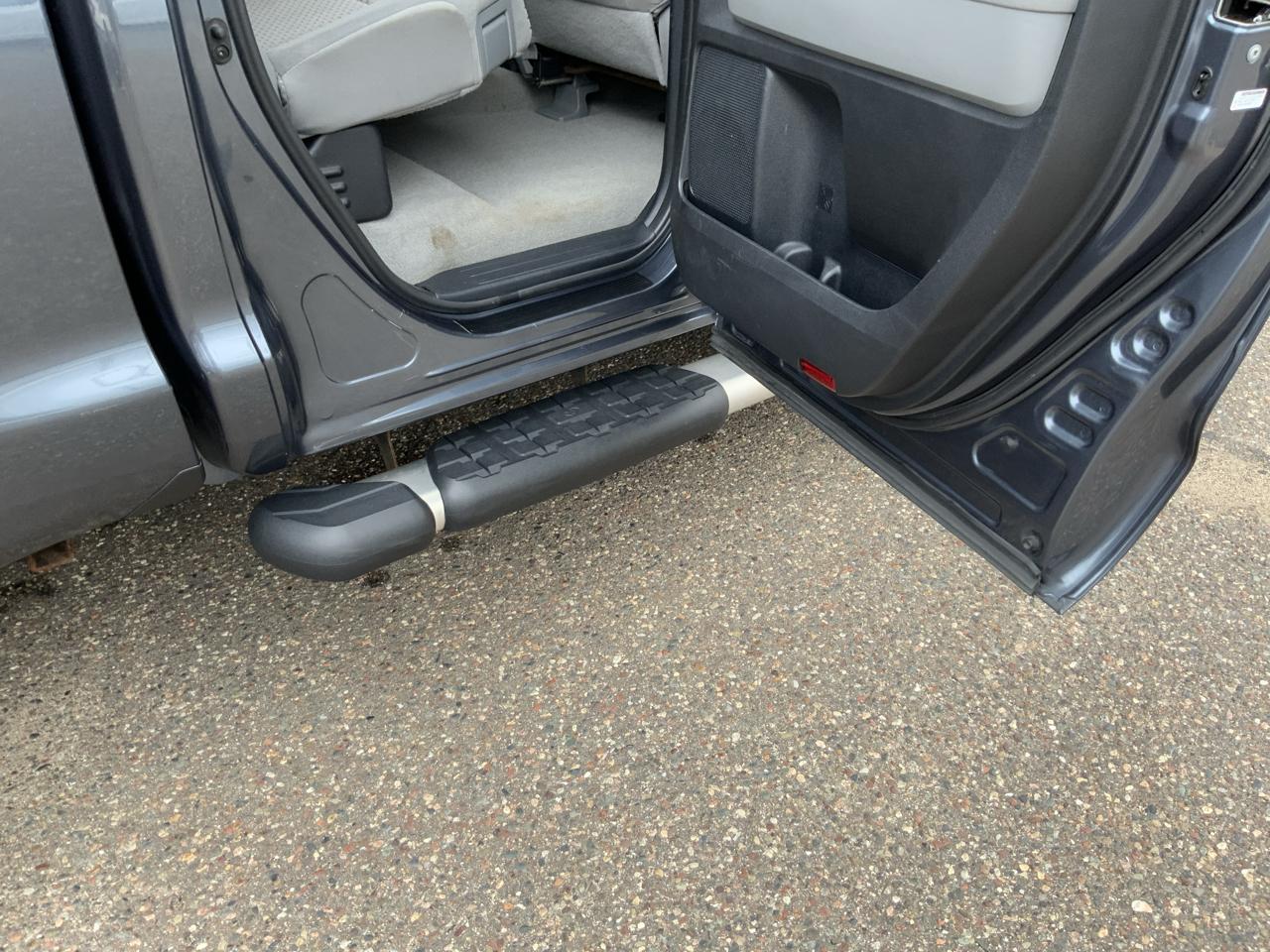Toyota Tundra Tundra-Grade Double Cab 4.6L 4WD 2010