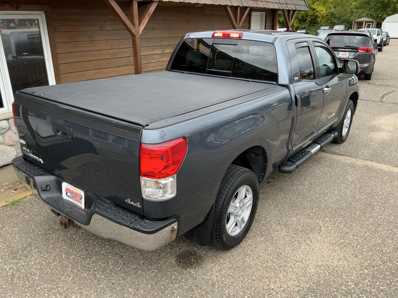 Toyota Tundra Tundra-Grade Double Cab 4.6L 4WD 2010