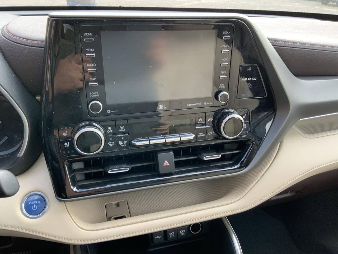 Toyota Highlander Hybrid Limited AWD 2021