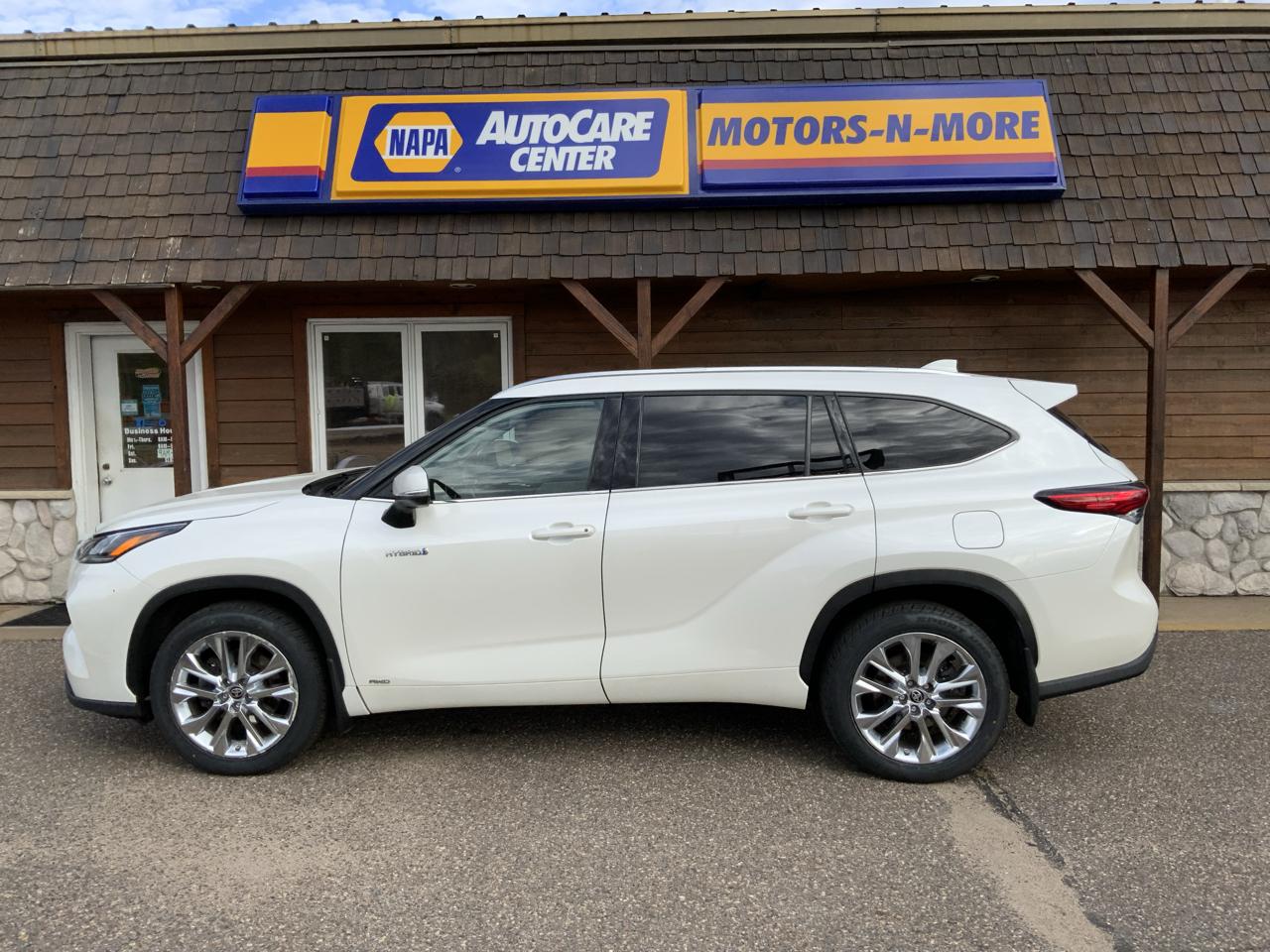 Toyota Highlander Hybrid Limited AWD 2021
