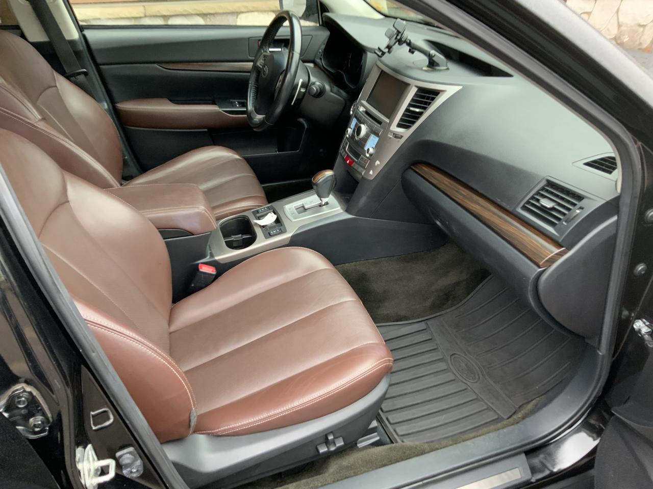 Subaru Outback 2.5i Limited 2013