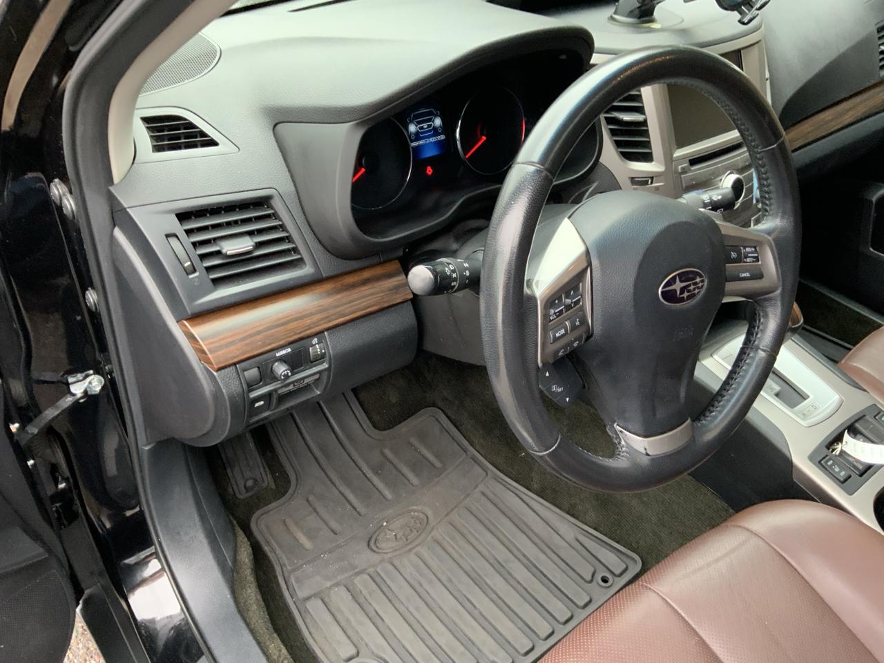 Subaru Outback 2.5i Limited 2013