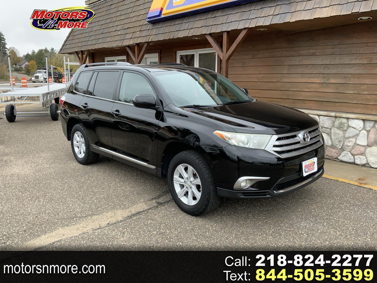 Toyota Highlander Base 4WD 2013