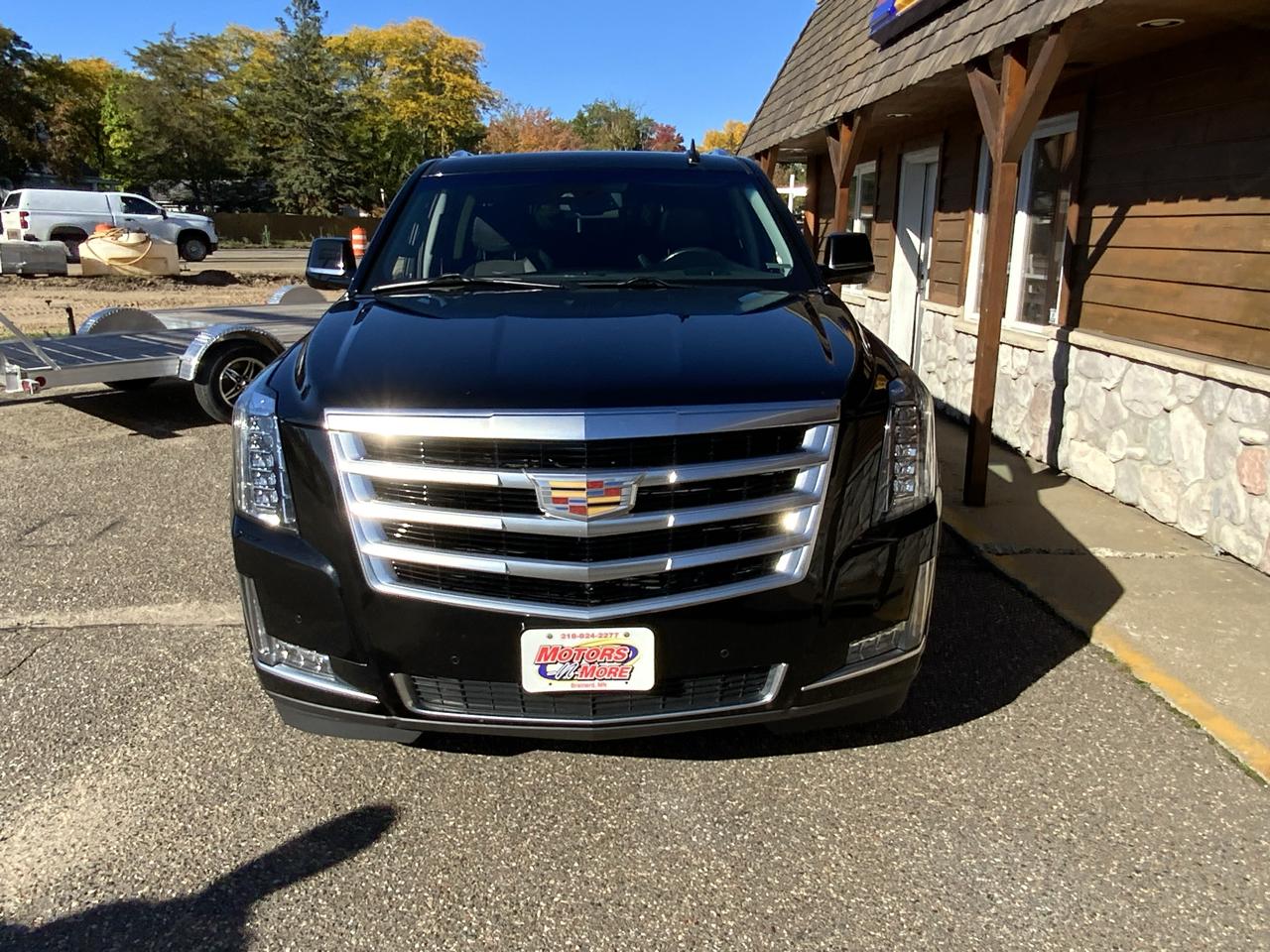 Cadillac Escalade ESV Luxury 4WD 2016