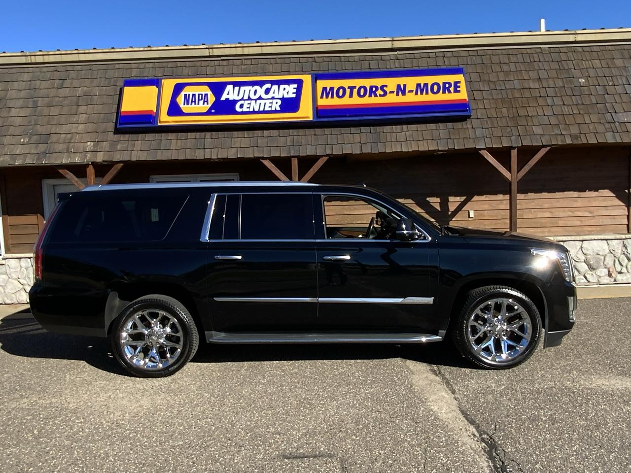Cadillac Escalade ESV Luxury 4WD 2016
