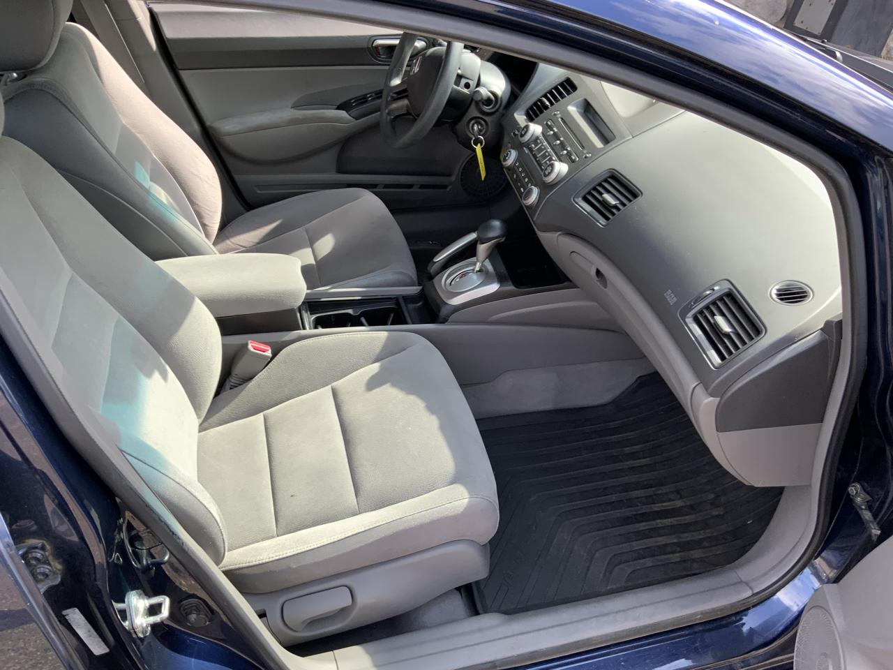 Honda Civic LX Sedan AT 2008