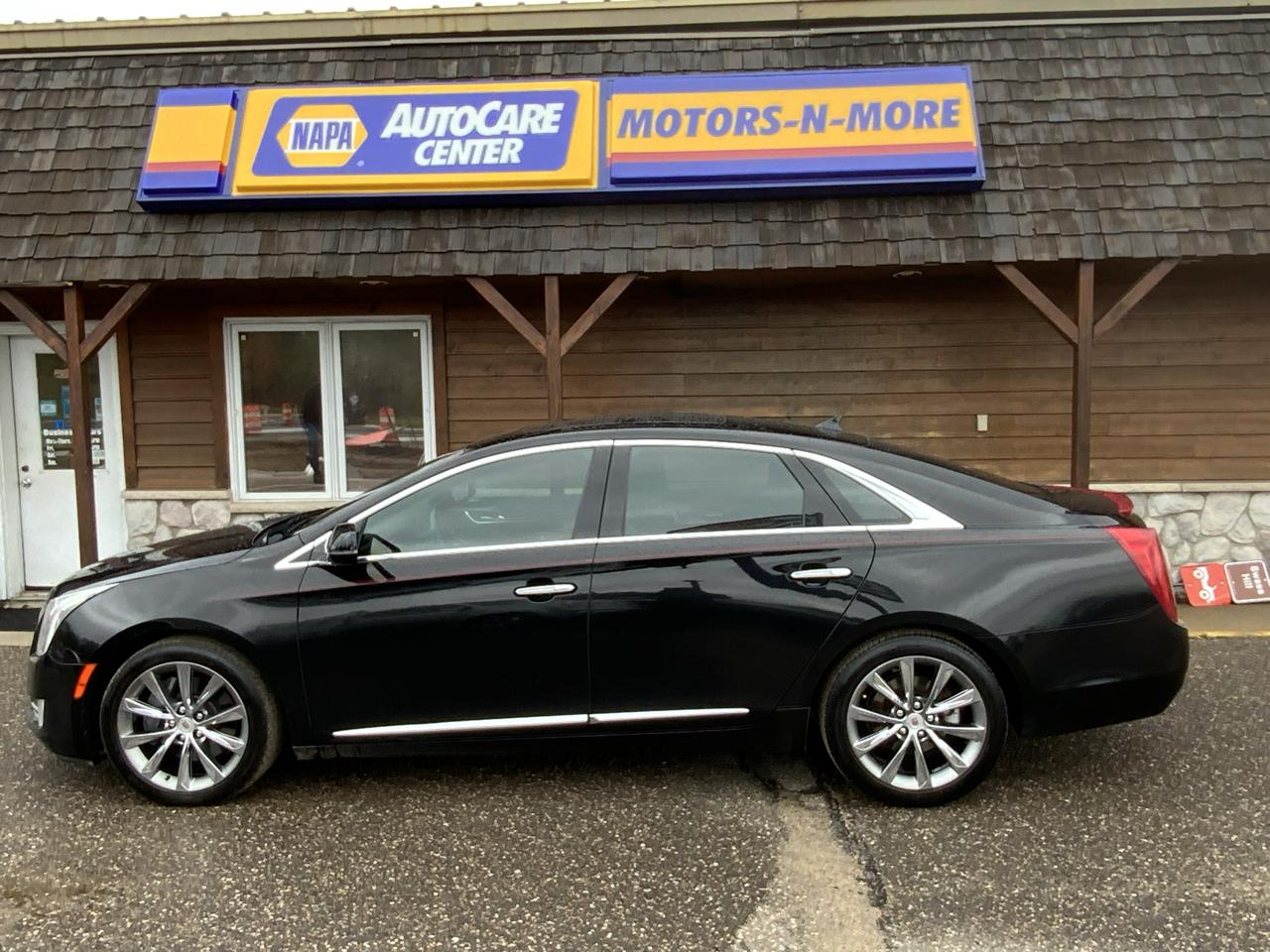 Cadillac XTS Luxury 2013