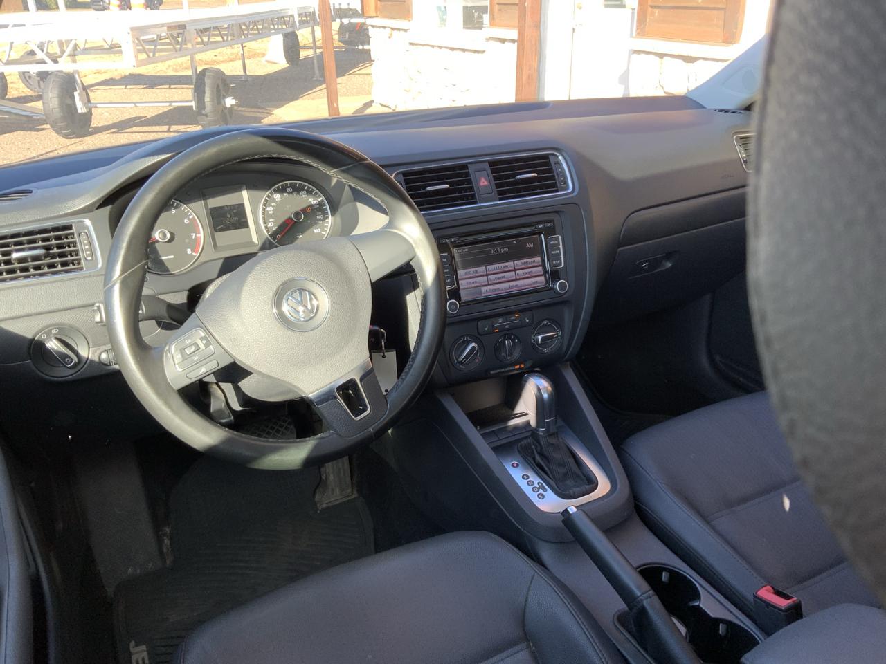 Volkswagen Jetta SE 2012