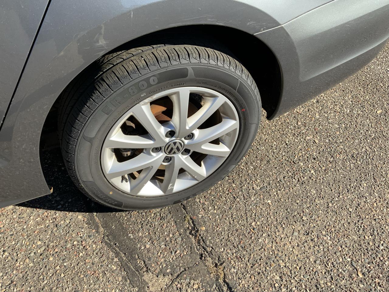 Volkswagen Jetta SE 2012
