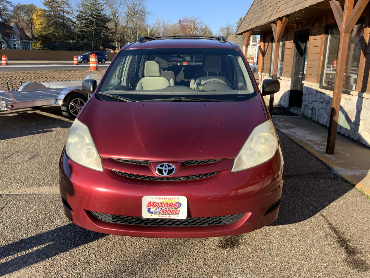 Toyota Sienna CE FWD 7 Passenger 2010