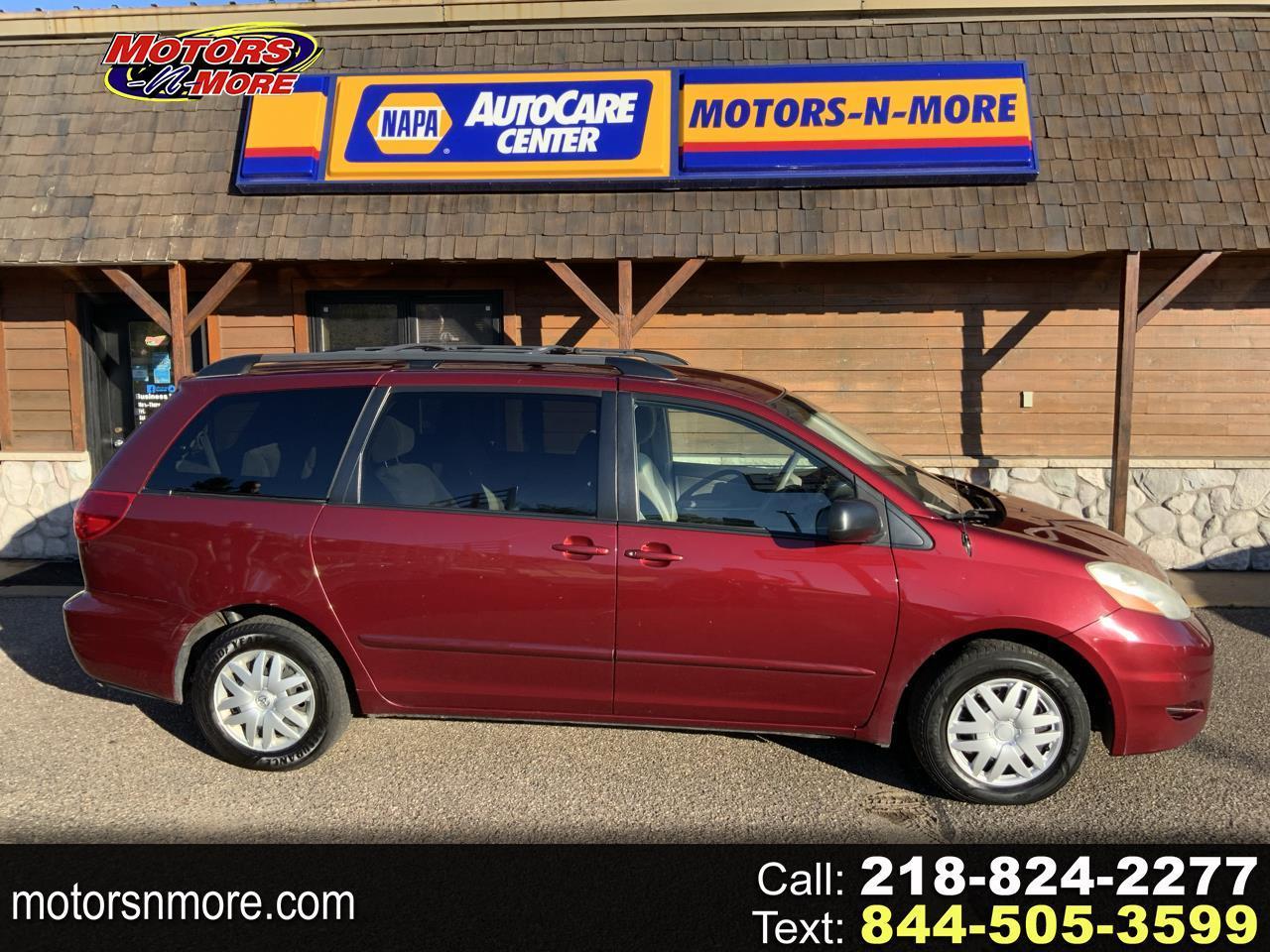 Toyota Sienna CE FWD 7 Passenger 2010