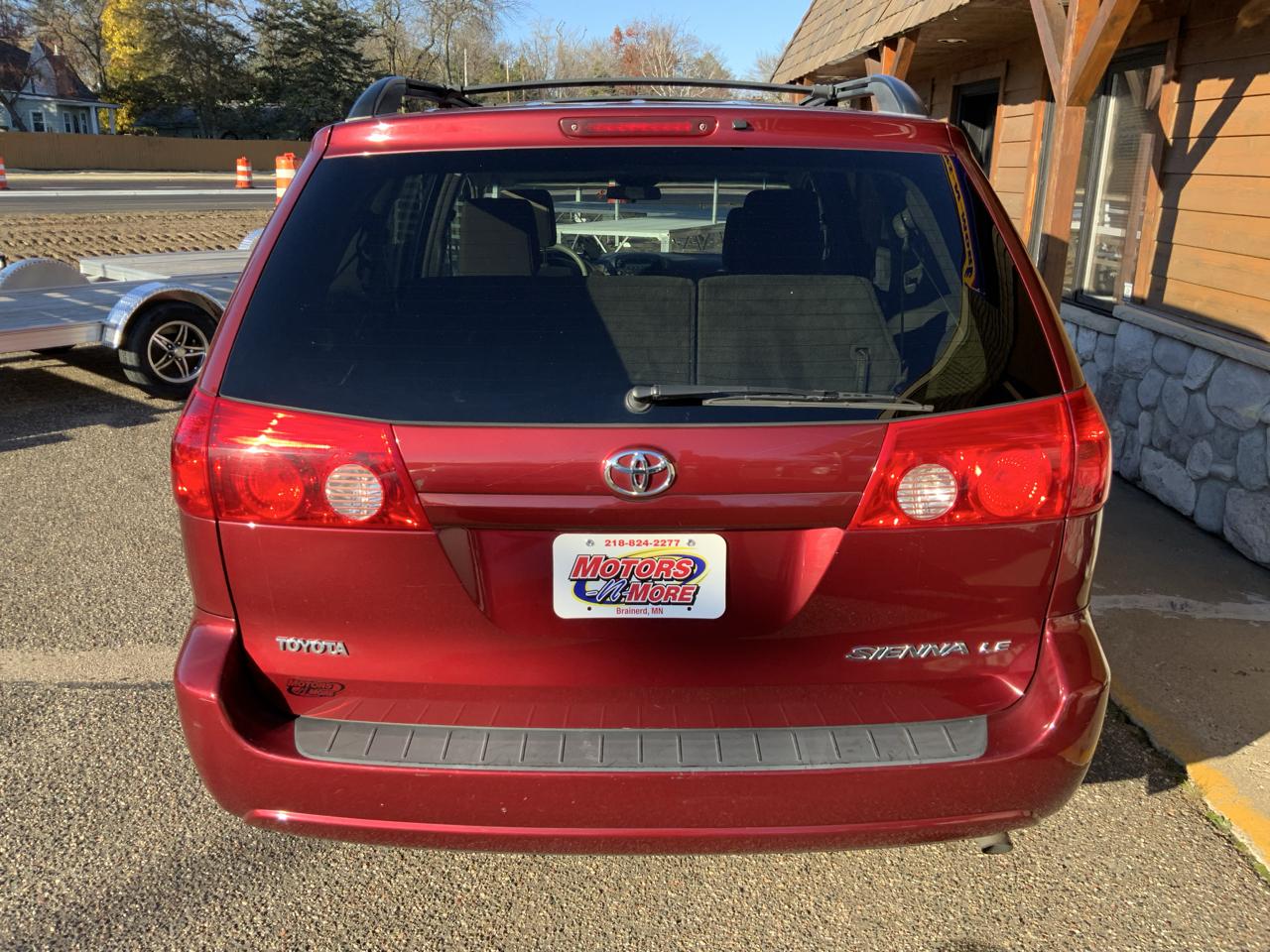 Toyota Sienna CE FWD 7 Passenger 2010
