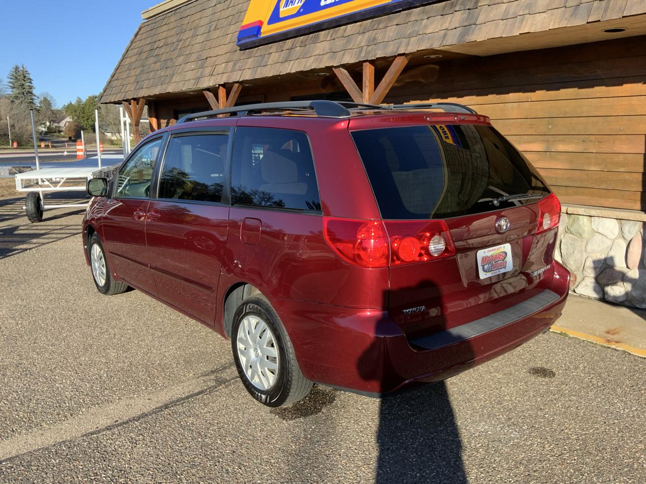 Toyota Sienna CE FWD 7 Passenger 2010