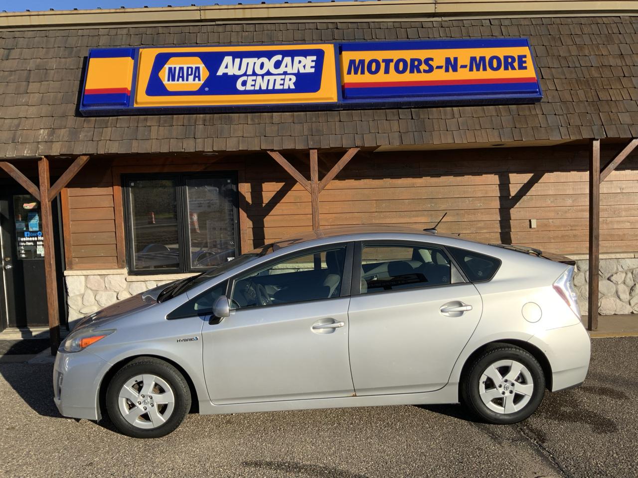Toyota Prius Prius V 2010