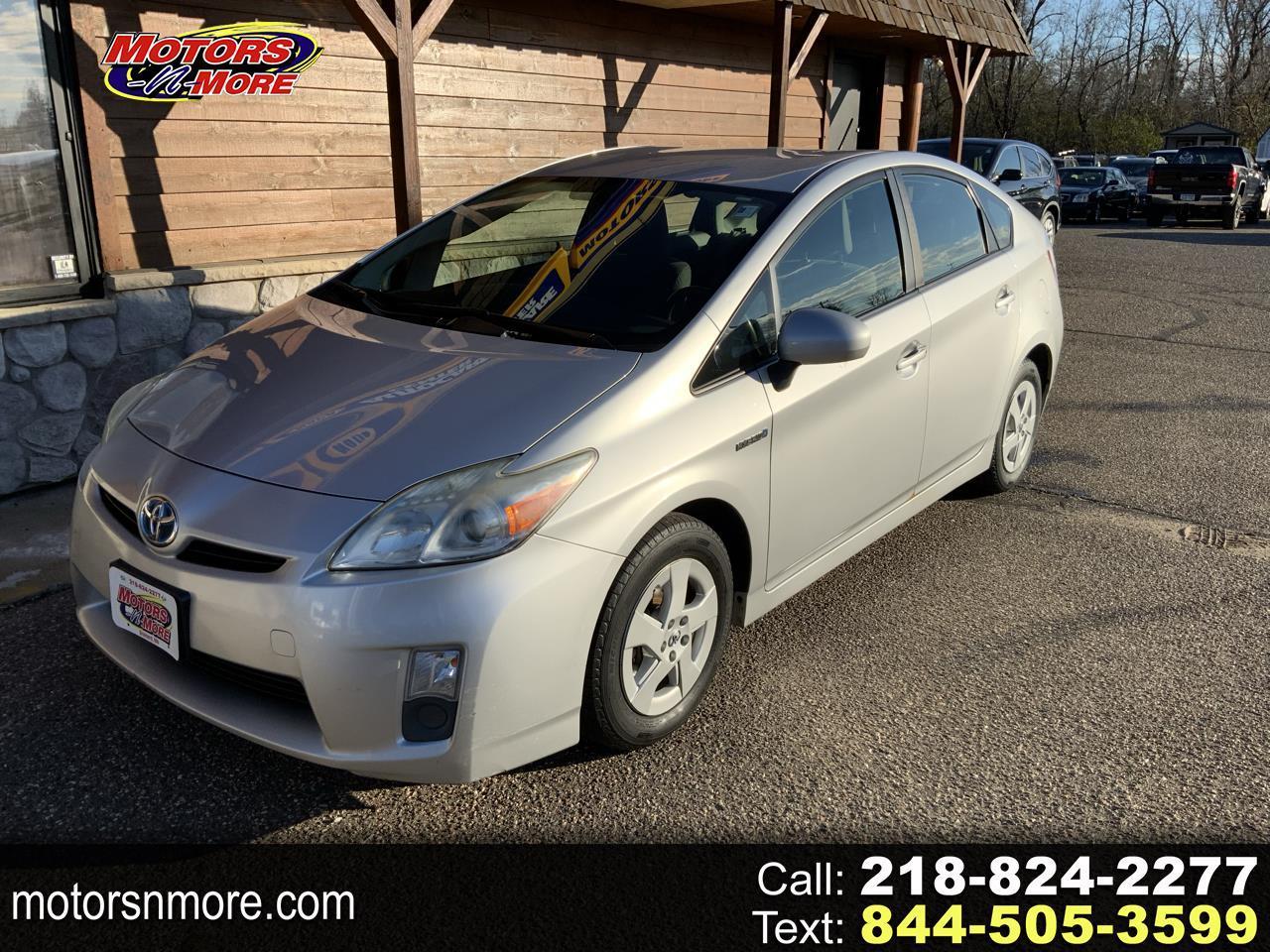 Toyota Prius Prius V 2010