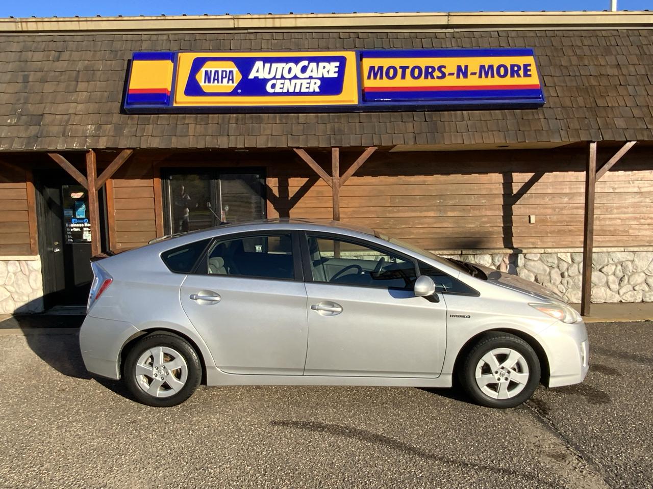 Toyota Prius Prius V 2010