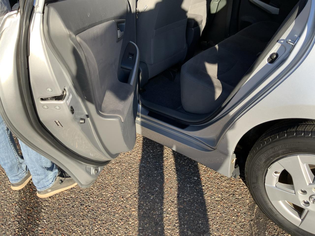 Toyota Prius Prius V 2010
