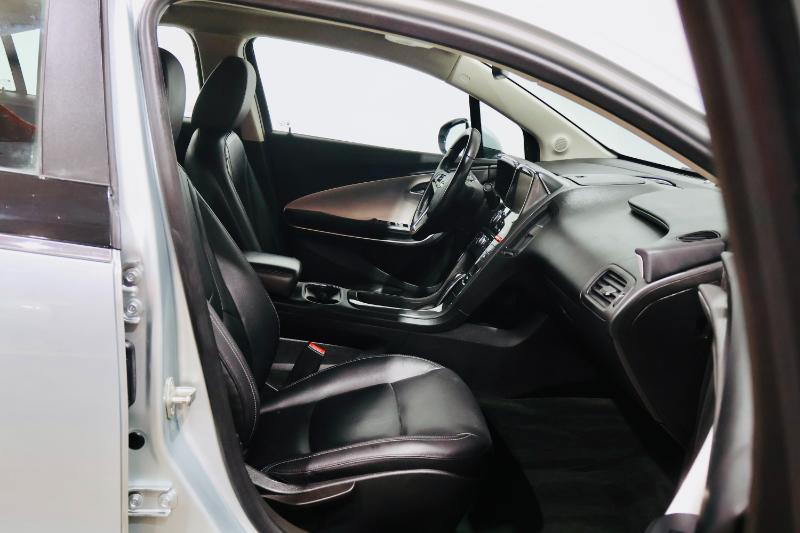 Chevrolet Volt  2013