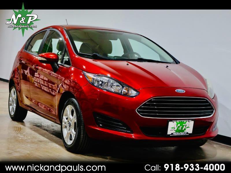 2016 Ford Fiesta SE Hatchback
