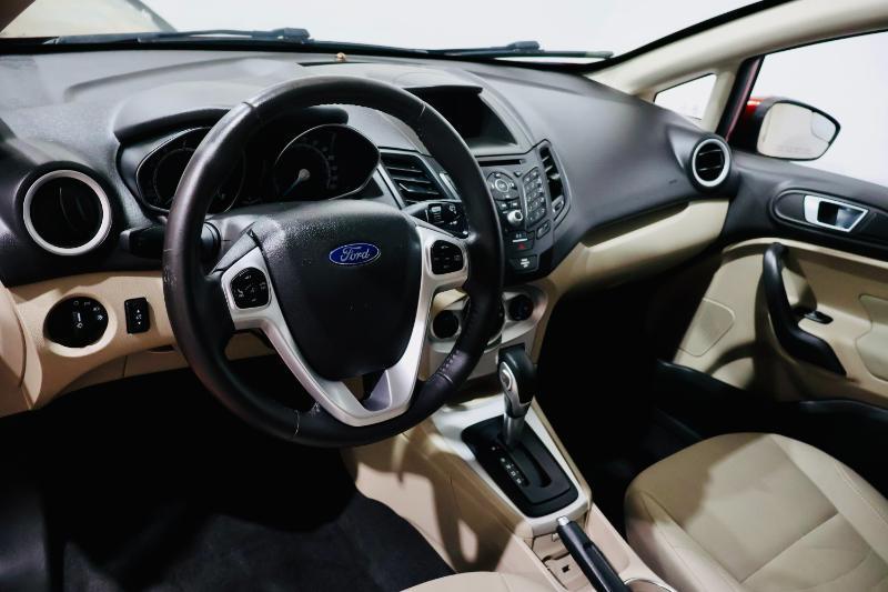 Ford Fiesta SE Hatchback 2016