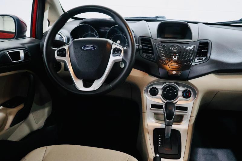 Ford Fiesta SE Hatchback 2016