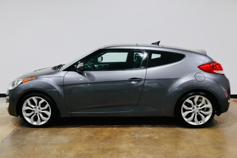 Hyundai Veloster 3D Coupe 2013