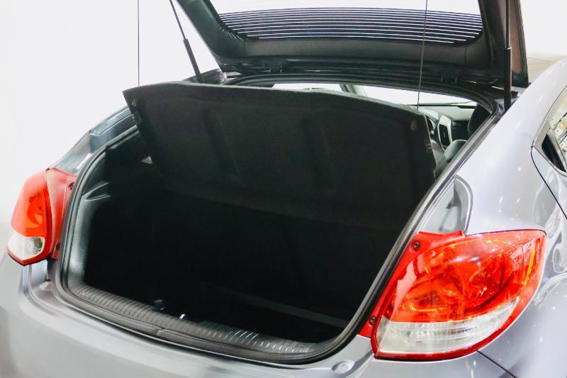 Hyundai Veloster 3D Coupe 2013