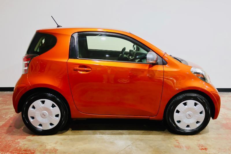 Scion iQ  2014