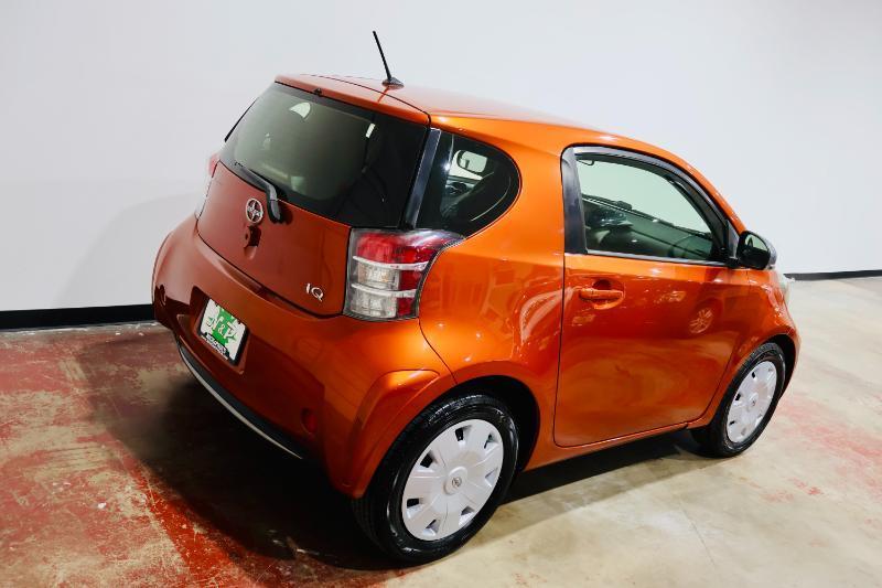 Scion iQ  2014
