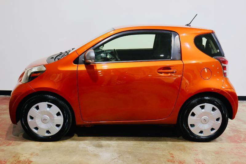 Scion iQ  2014