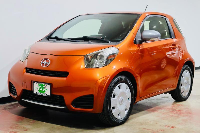 Scion iQ  2014