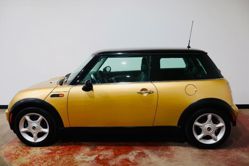 MINI Cooper  2003