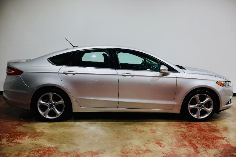 Ford Fusion  2016