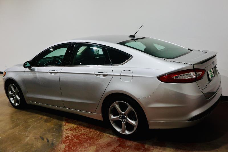 Ford Fusion  2016