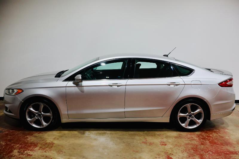Ford Fusion  2016