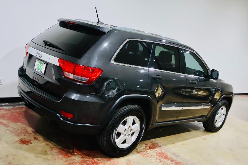 Jeep Grand Cherokee  2011