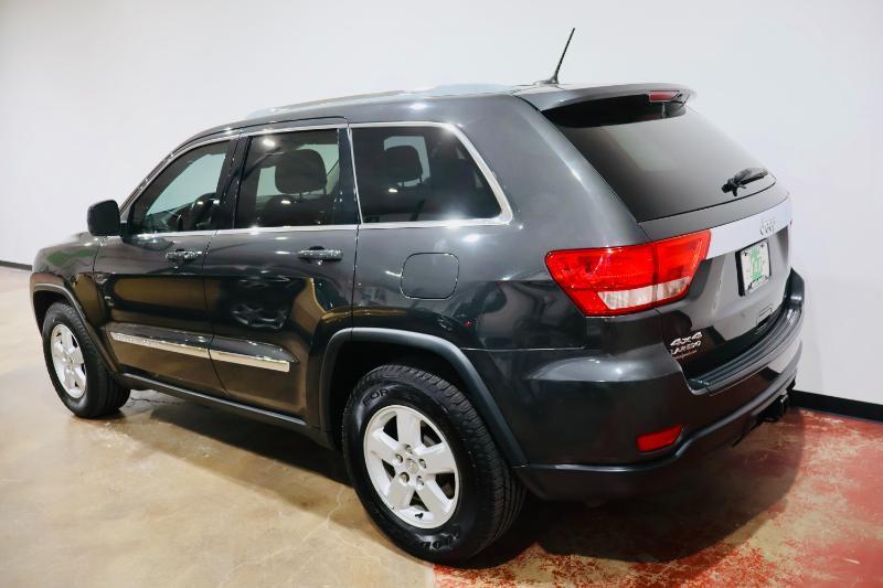 Jeep Grand Cherokee  2011