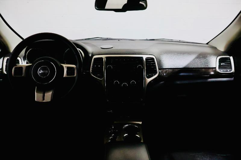 Jeep Grand Cherokee  2011