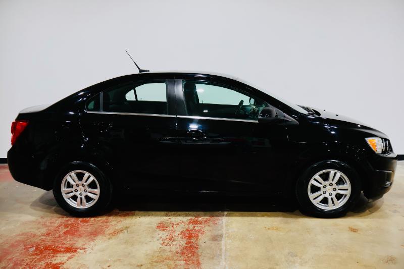Chevrolet Sonic 2LT Sedan 2012