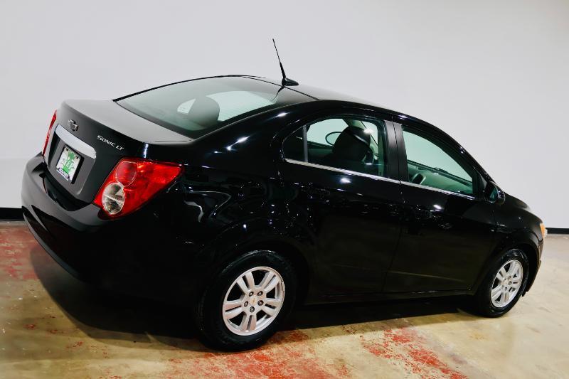 Chevrolet Sonic 2LT Sedan 2012