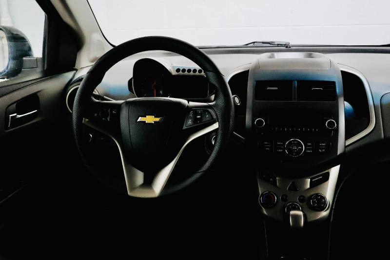 Chevrolet Sonic 2LT Sedan 2012