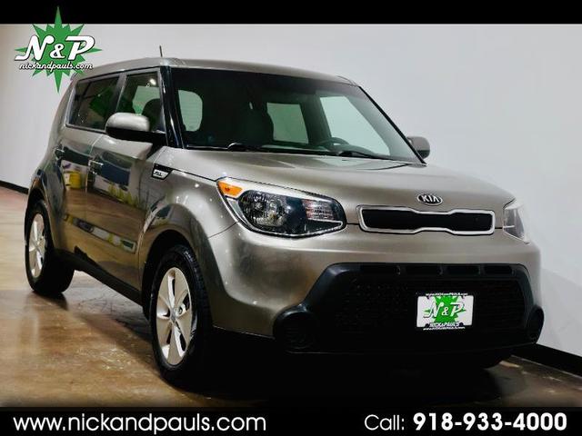 Gray 2015 Kia Soul Wagon Front-Wheel Drive Automatic