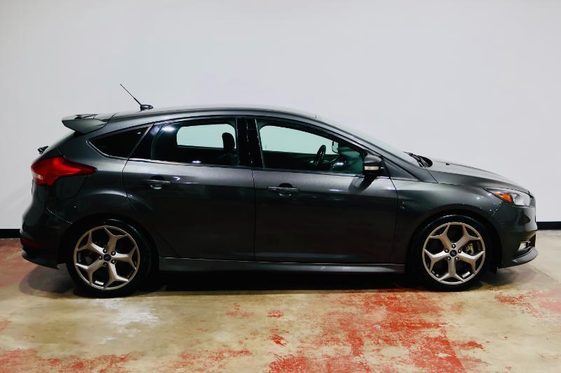 Ford Focus  2017