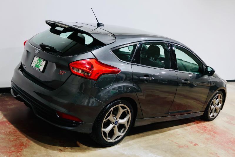 Ford Focus  2017