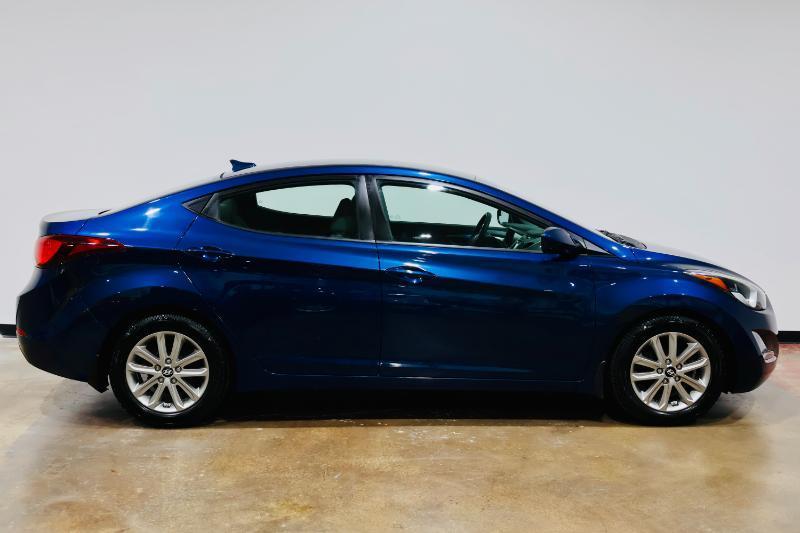 Hyundai Elantra SE Sedan 2016