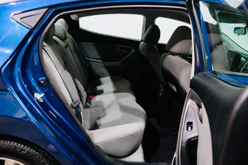 Hyundai Elantra SE Sedan 2016