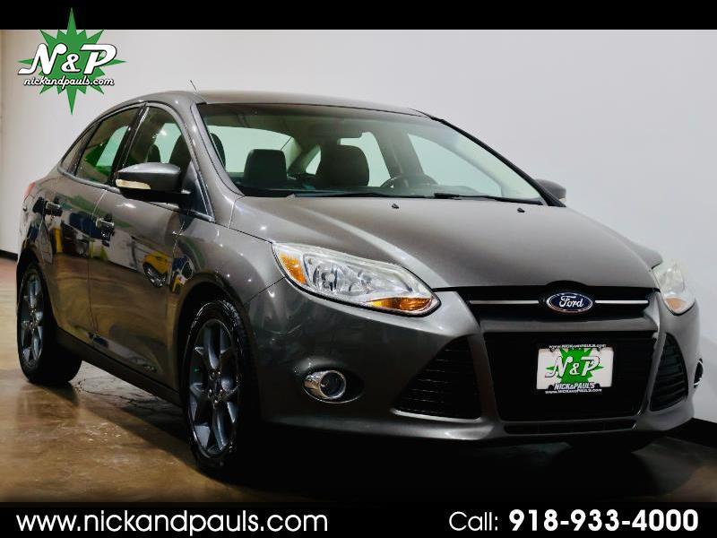 Ford Focus SE Sedan 2013