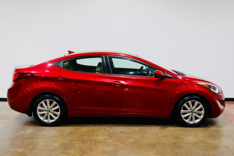 Hyundai Elantra SE Sedan 2014